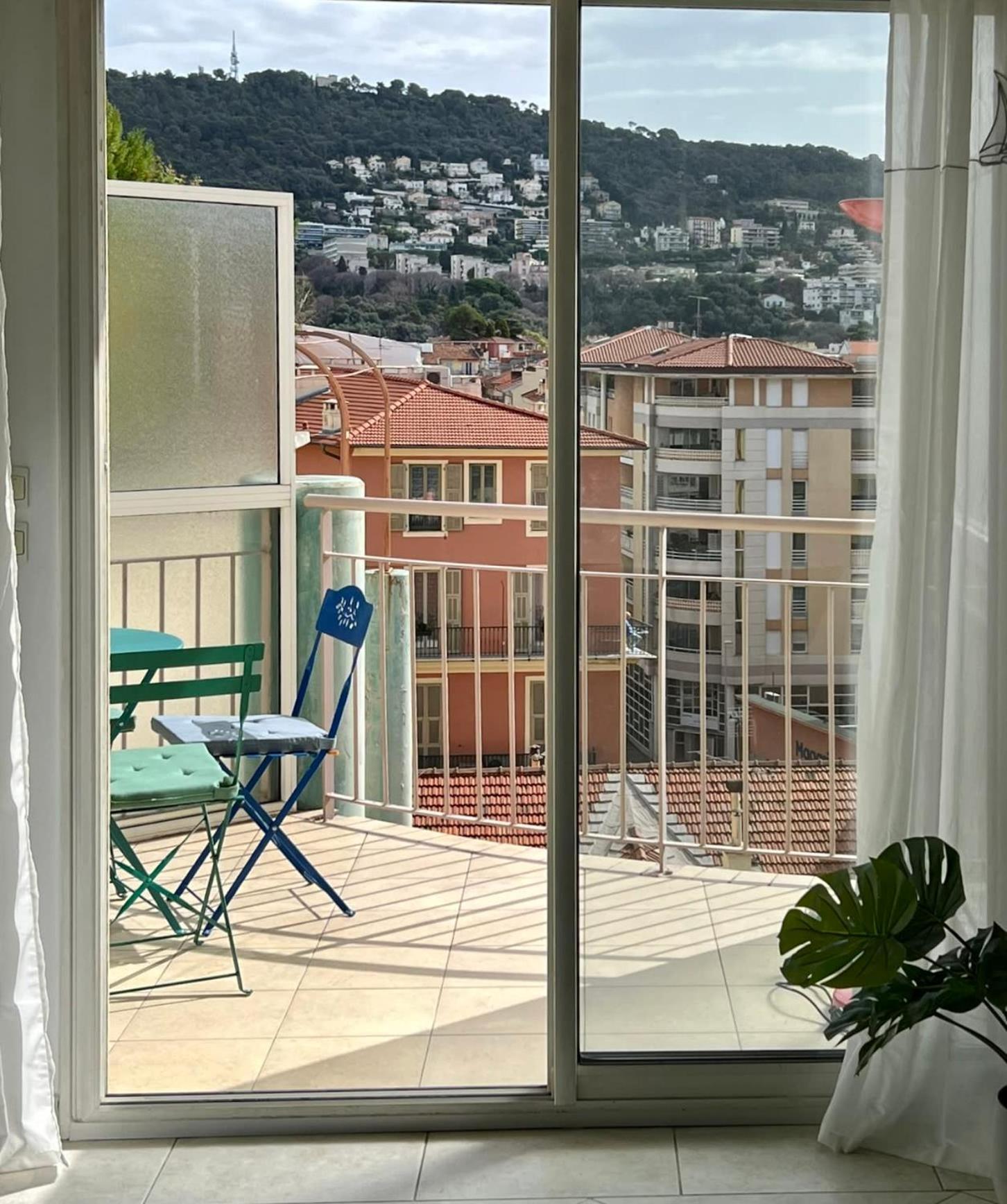 Risso - One Bedroom With Pool, Newly Renovated In Spring 2024 니스 외부 사진