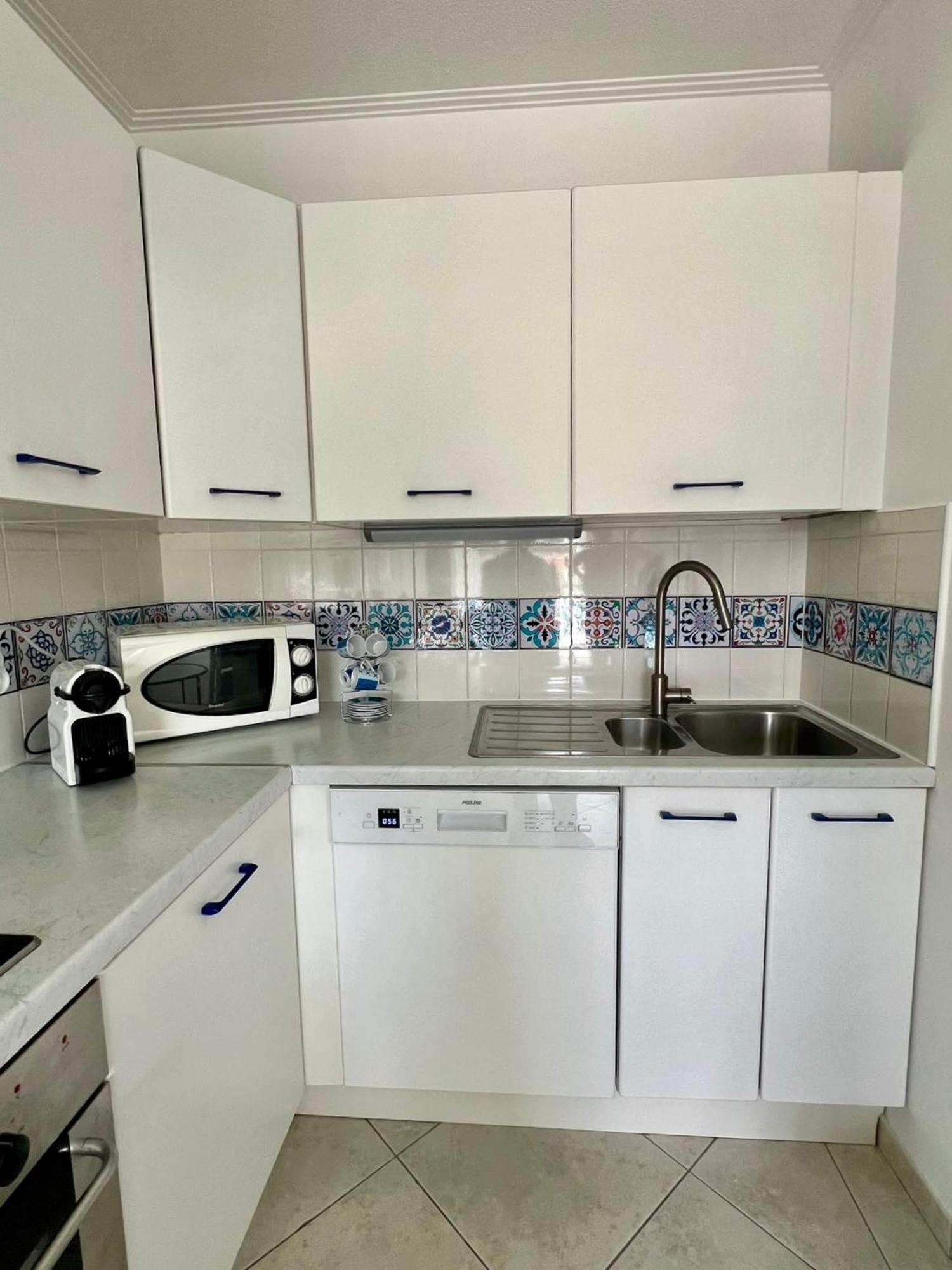 Risso - One Bedroom With Pool, Newly Renovated In Spring 2024 니스 외부 사진